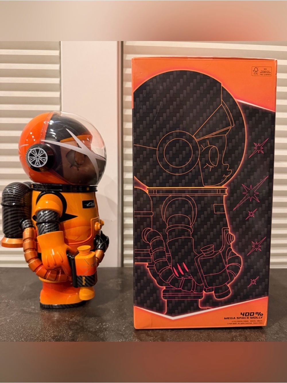 Pop Mart Mega Space Molly 400% Apollo - Picture 7 of 16